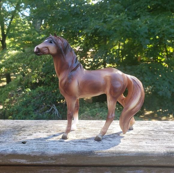 BREYER HORSE LOT, message me if interested! - Picture 5 of 11